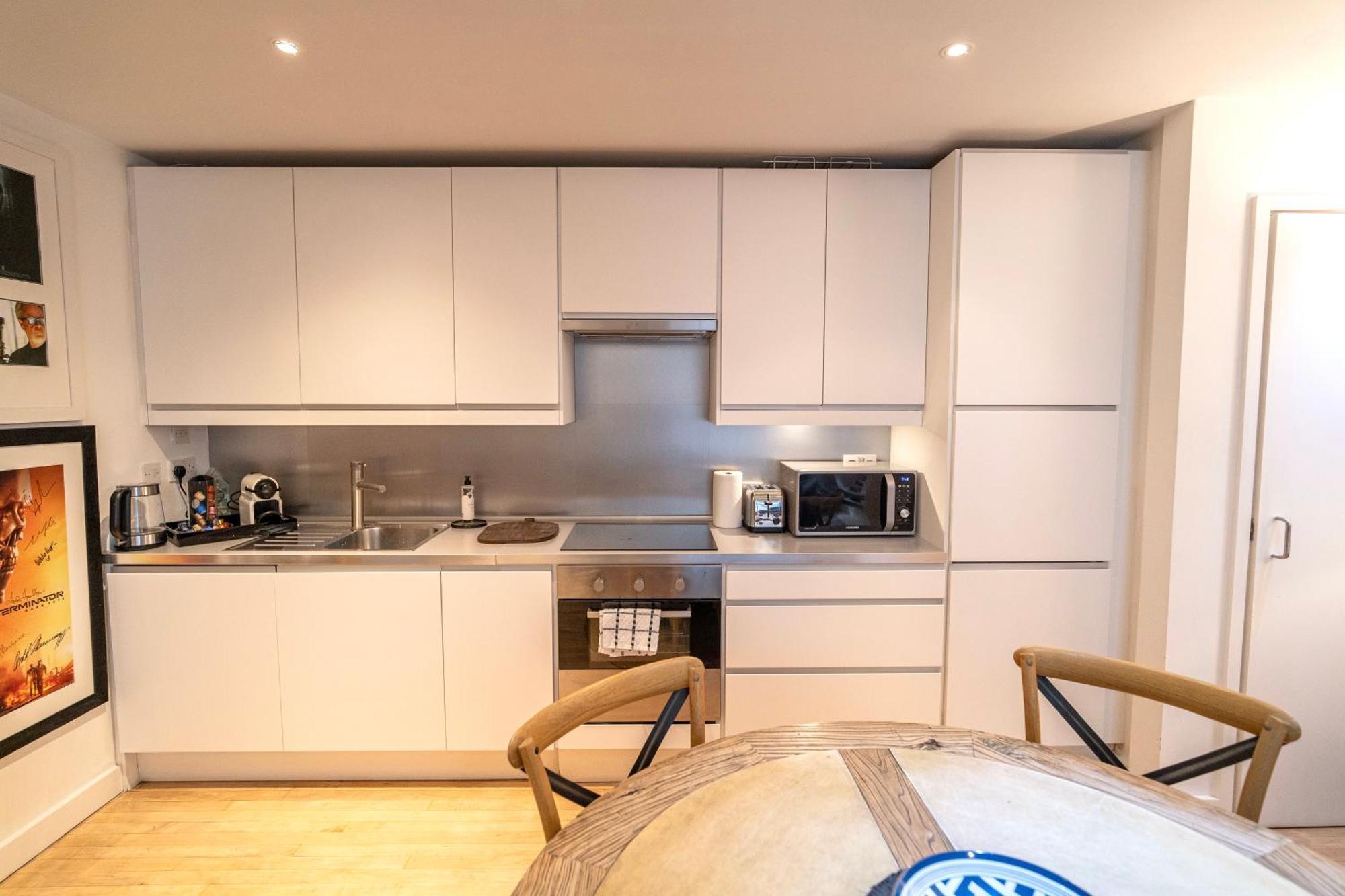Spacious West End Duplex Apartment, W1 Central London Exterior foto