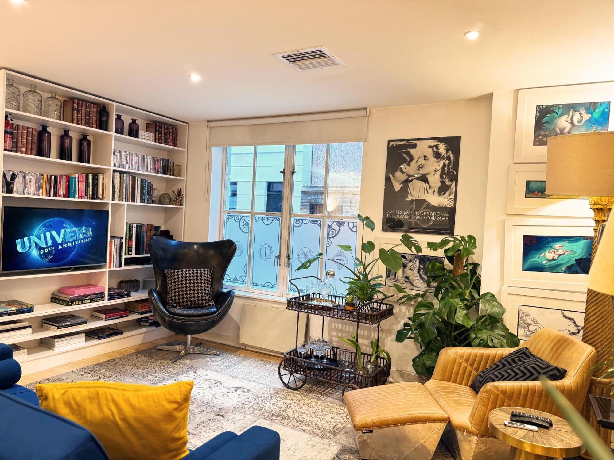 Spacious West End Duplex Apartment, W1 Central London Exterior foto