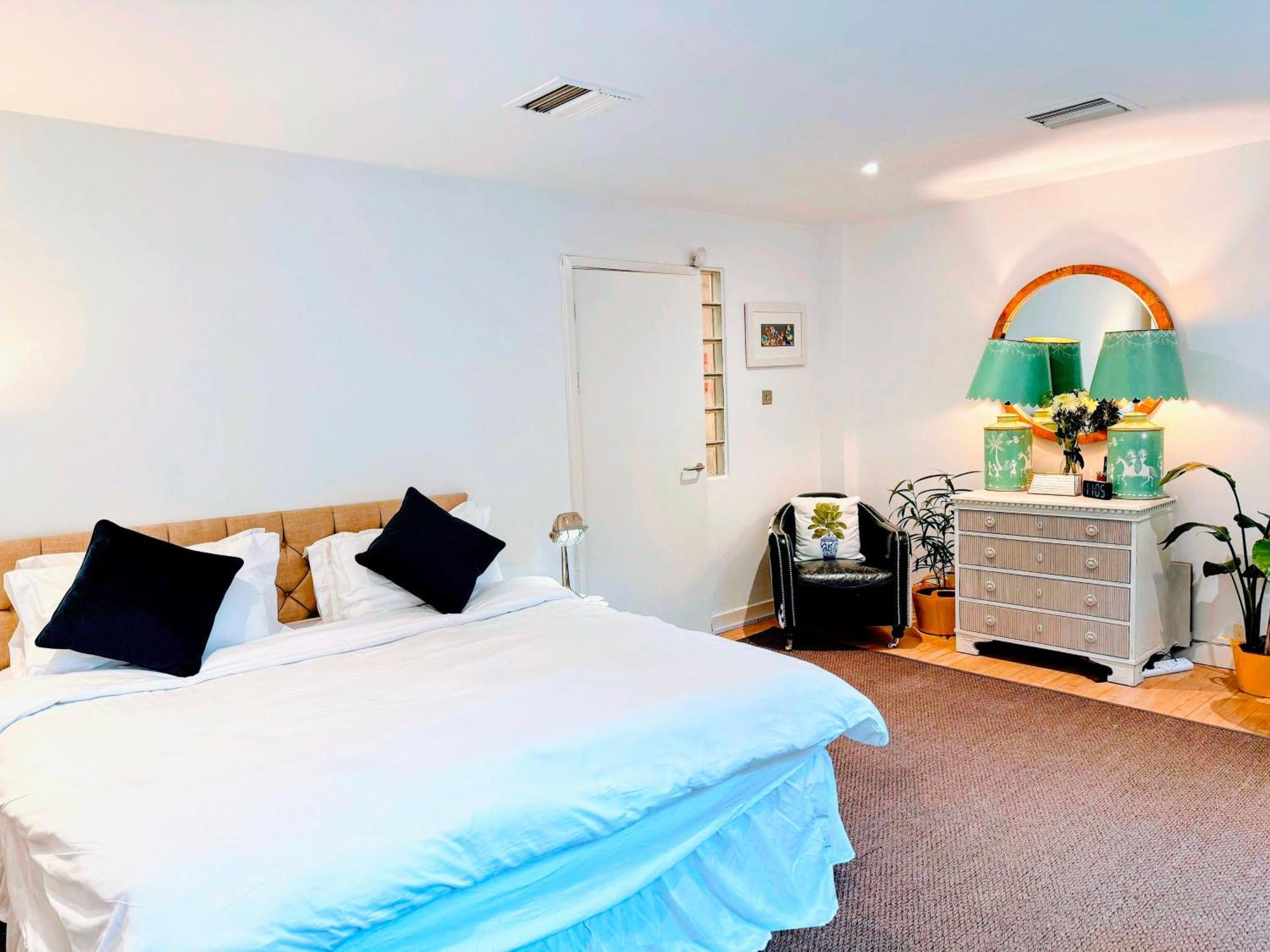 Spacious West End Duplex Apartment, W1 Central London Exterior foto