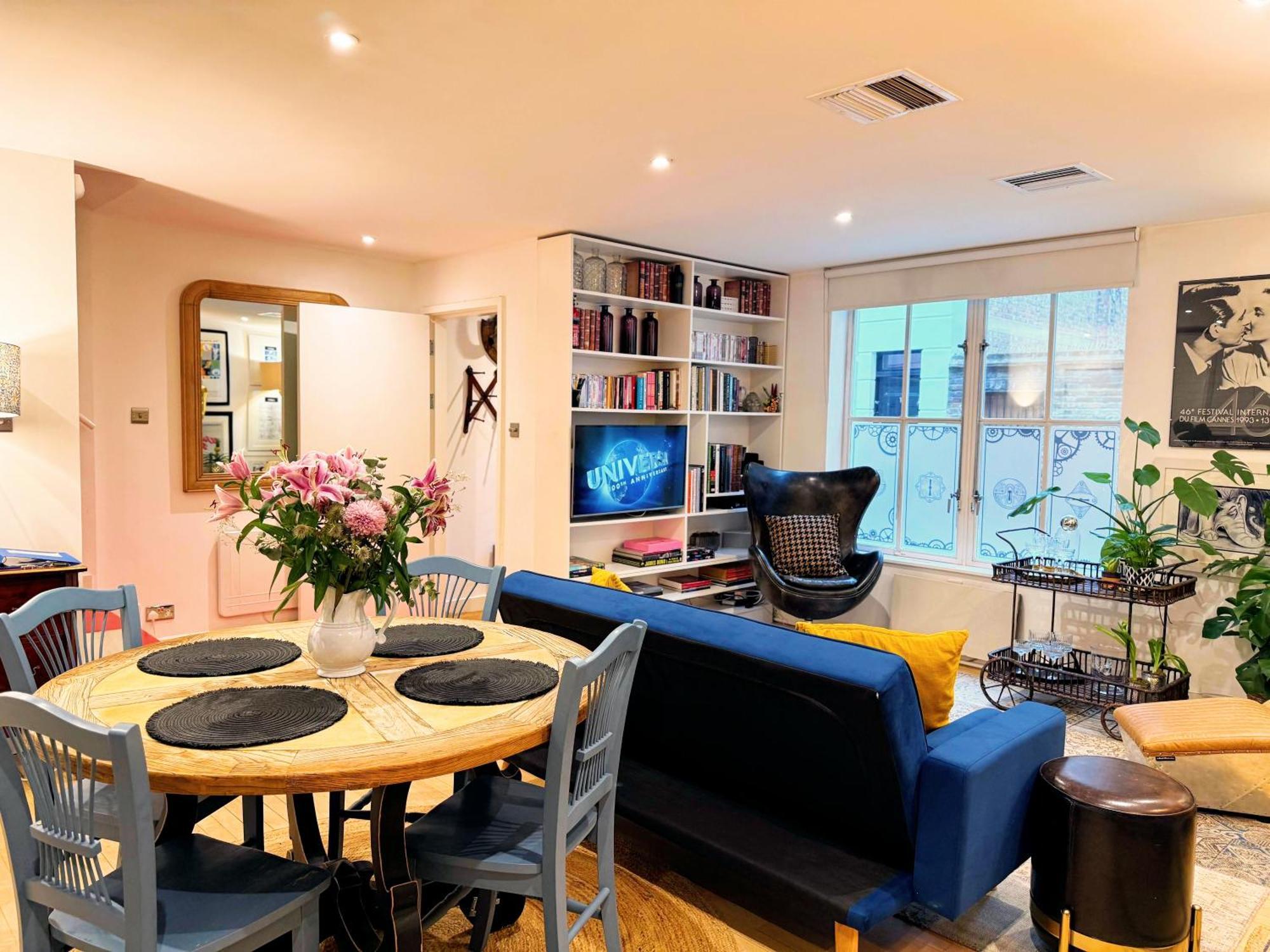 Spacious West End Duplex Apartment, W1 Central London Exterior foto